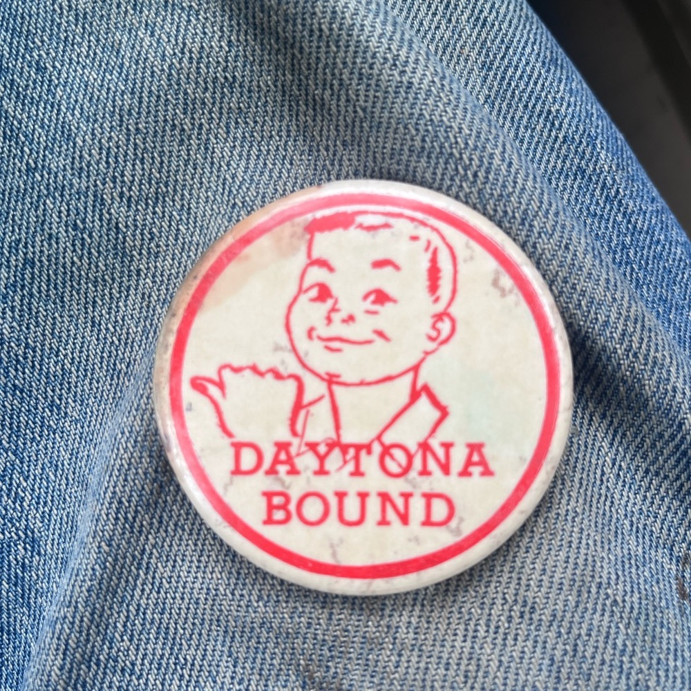 Very rare Daytona bound pin
